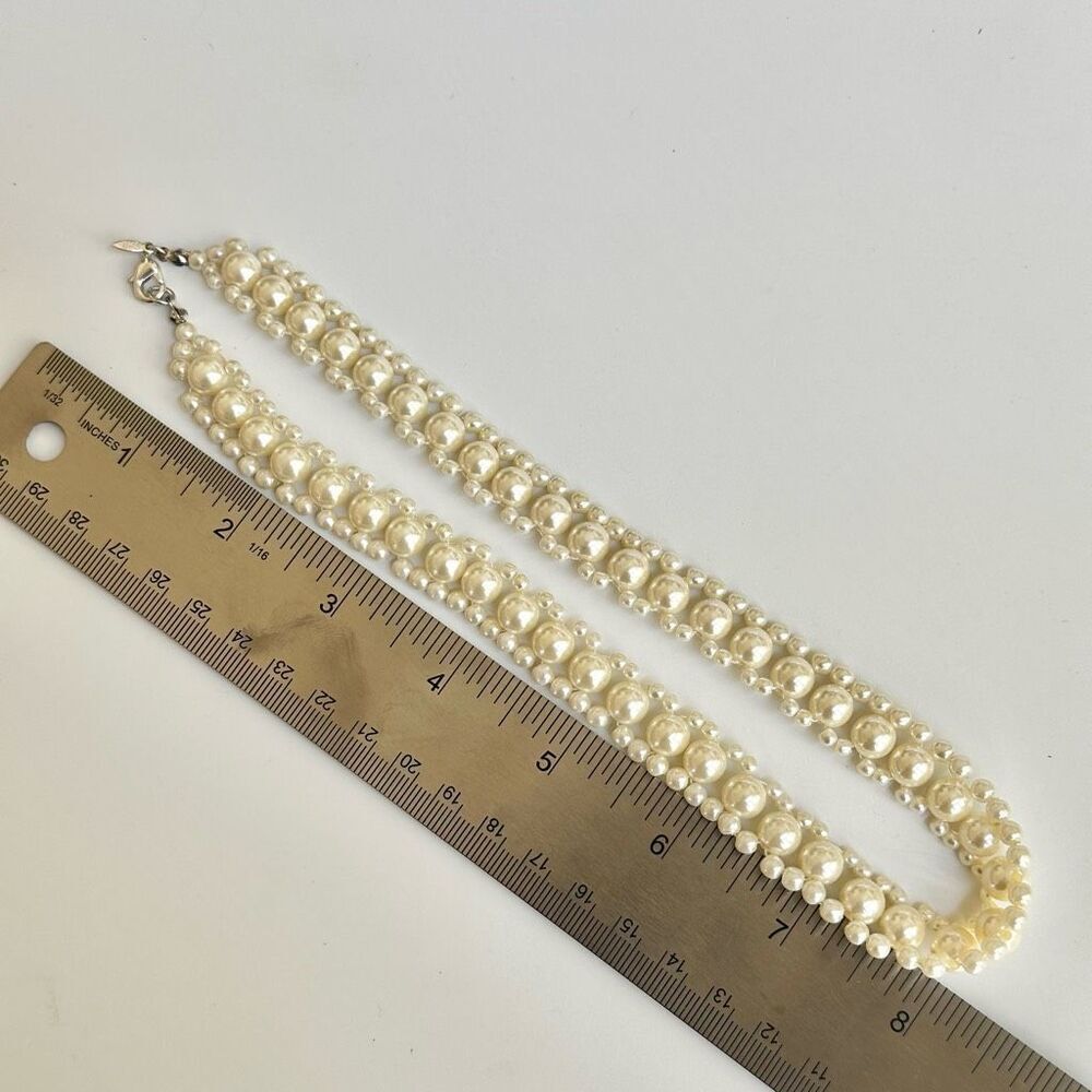 Avon faux pearl collar necklace - Picture 3 of 6